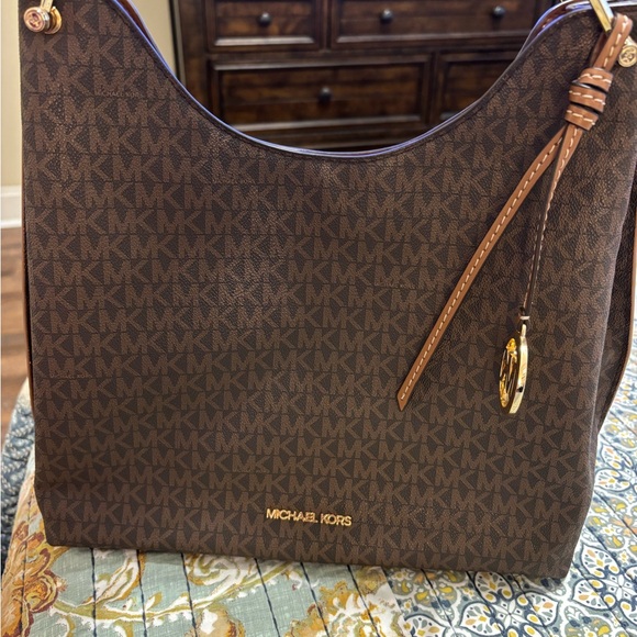 Michael Kors shoulder bag, excellent conditions, non smoker - Picture 3 of 5